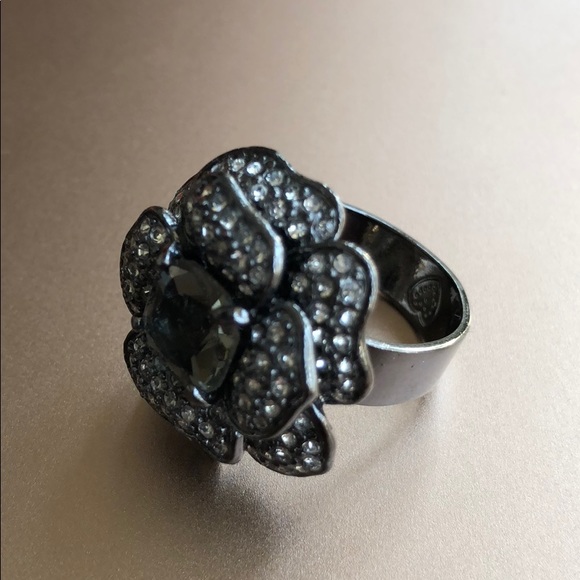 Belle Fleur Ring - Picture 3 of 4